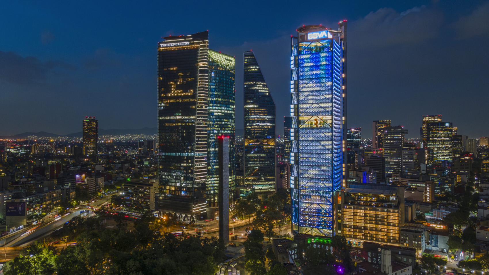 sky-line-mexico-city-2026-01-07-01-28-16-utc